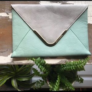 25% OFF BUNDLES Steve Madden envelope clutch